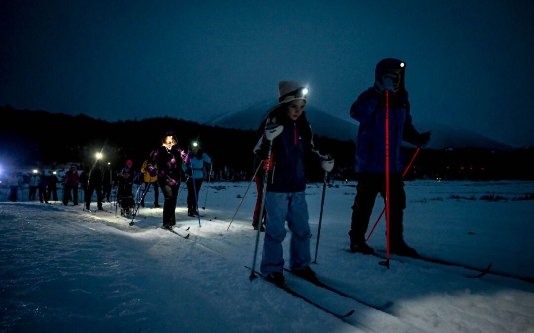Más de 200 participantes se sumaron a la Marcha Nocturna