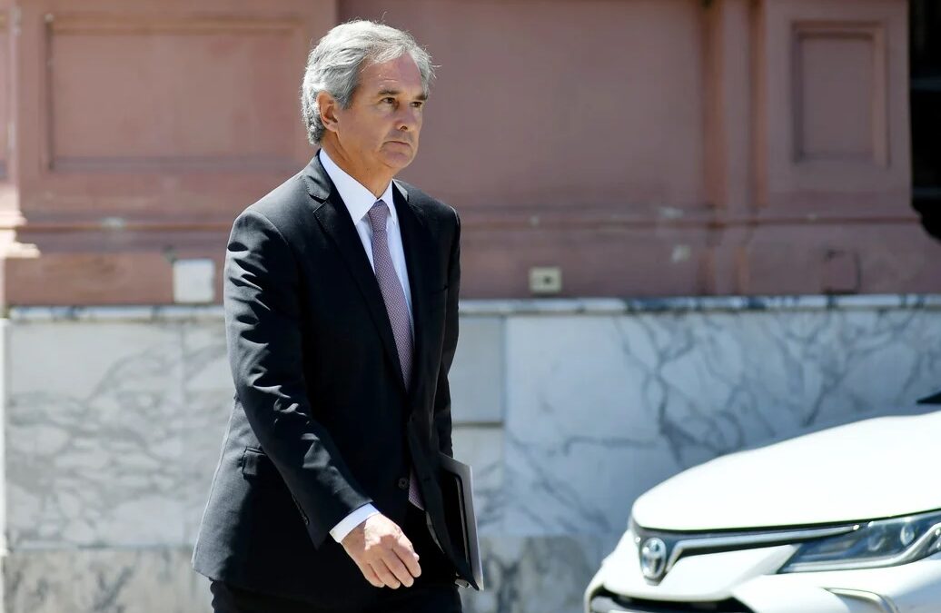 El Gobierno asegura que rechazó ofertas para refinanciar su deuda