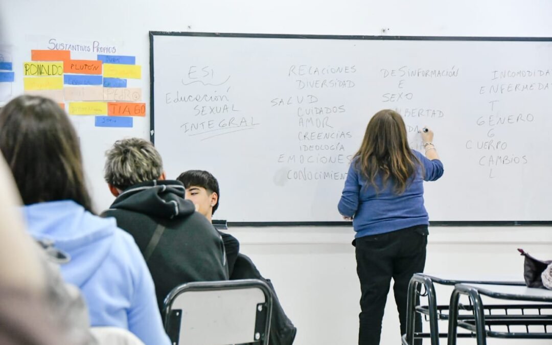 Recomposición salarial para el sector docente