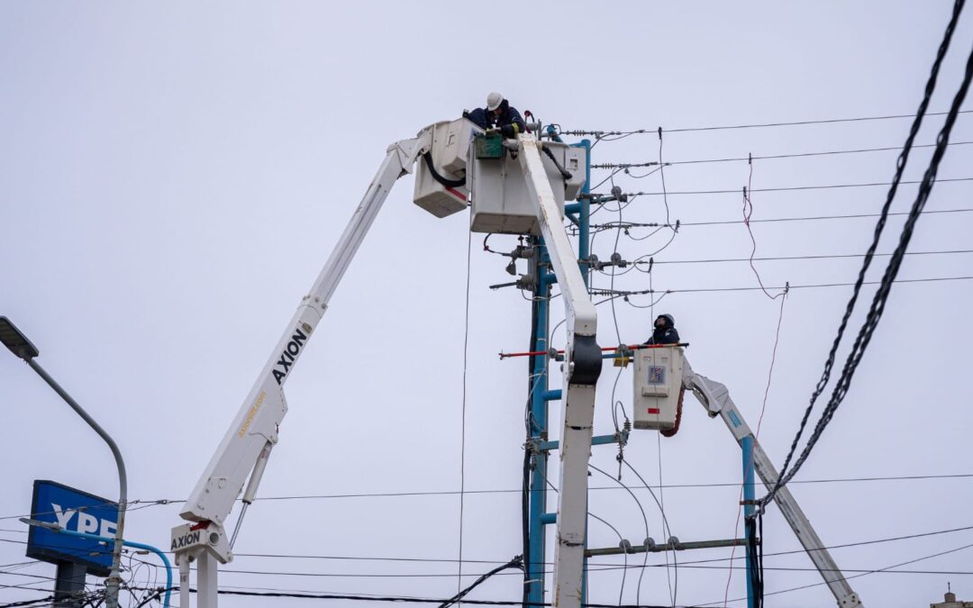 POR TRABAJOS EN LA REDHabrá dos cortes de energía este viernes que afectarán diversos barrios de Ushuaia