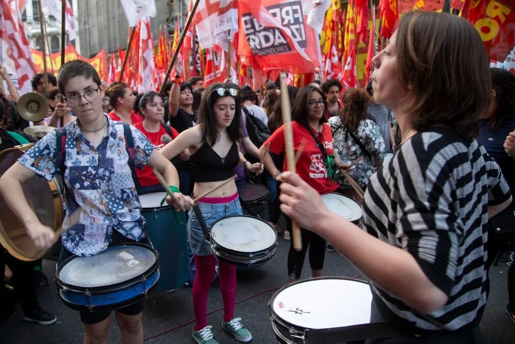 Marcha contra el veto a la movilidad jubilatoria
