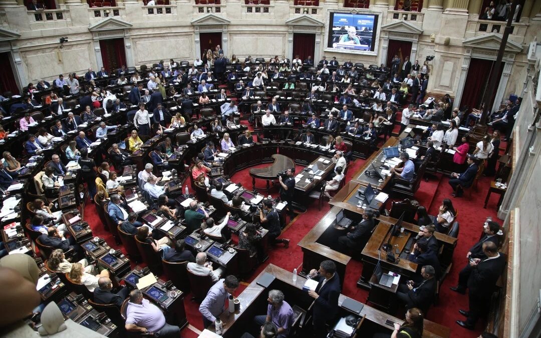 Se oficializó la sesión pedida por opositores para rechazar el veto a la ley jubilatoria
