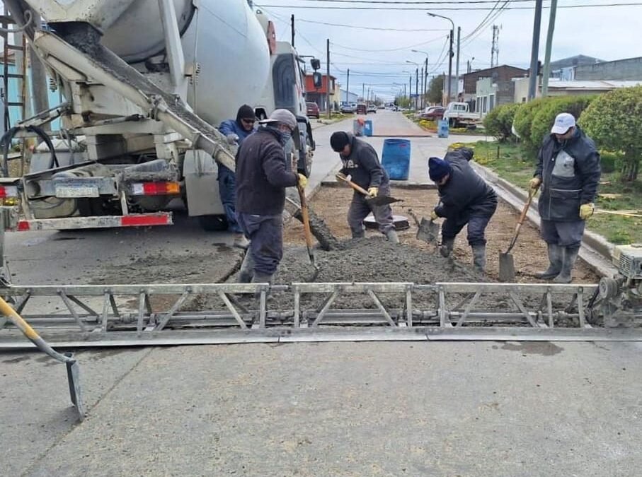 Río Grande: Comenzó el plan de bacheo en las calles que se vieron afectadas por el invierno