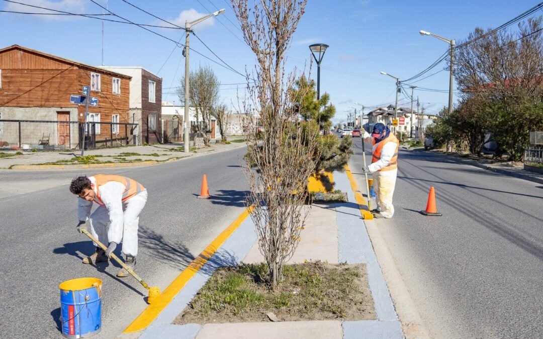 Río Grande: El Municipio continúa con las tareas de embellecimiento de espacios públicos