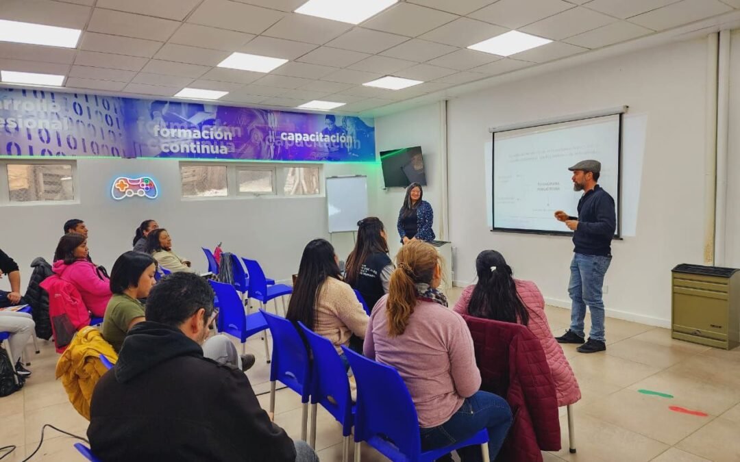Ushuaia: El Municipio realizó capacitación sobre redes sociales y aplicaciones básicas