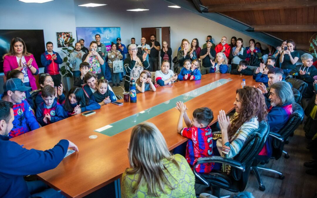 Ushuaia: Entregan el decreto de adjudicación de tierras al Club Social y Deportivo Amistad
