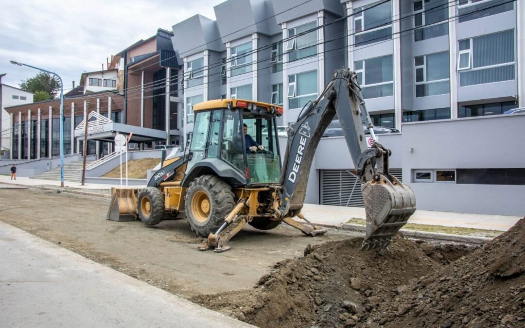 Se realizan obras en la calle Lugones