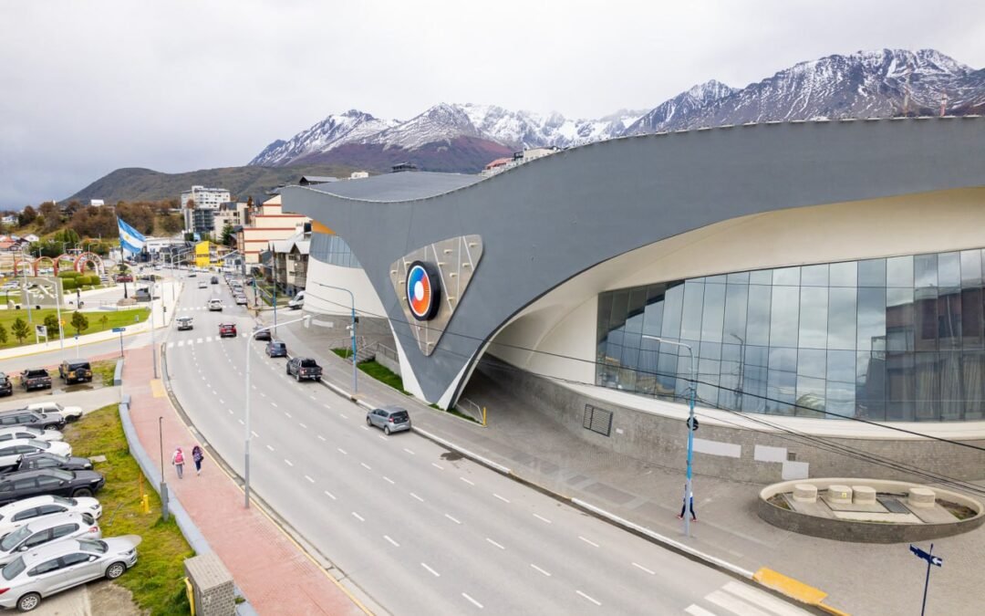 Talleres para prevenir bullying, grooming y violencia hacia adultos mayores