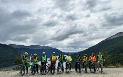 Turismo: Ciclistas chinos realizaron travesía para promocionar el destino Ushuaia