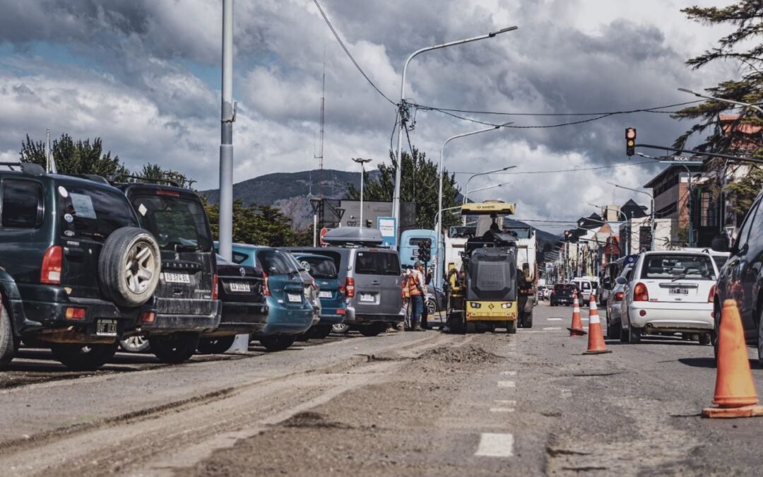 Recuperación vial en Ushuaia: El Municipio reasfaltó un tramo de avenida Maipú