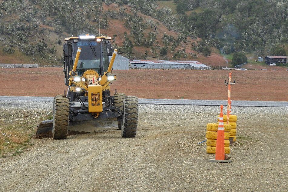 Continúan las tareas de mantenimiento y reparación de rutas fueguinas