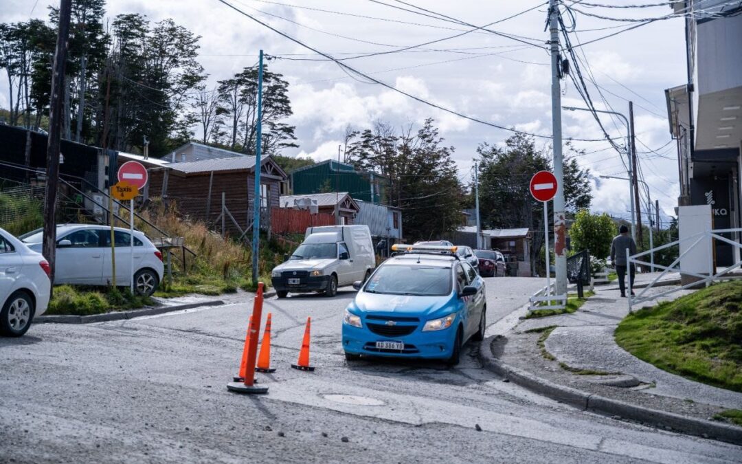 Ushuaia: Realizaron cambios en el sentido de circulación en calles del barrio Kaupén