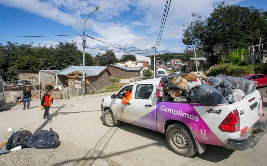 Ushuaia: Realizaron jornada de limpieza en el barrio Kaupén y el sector KyD