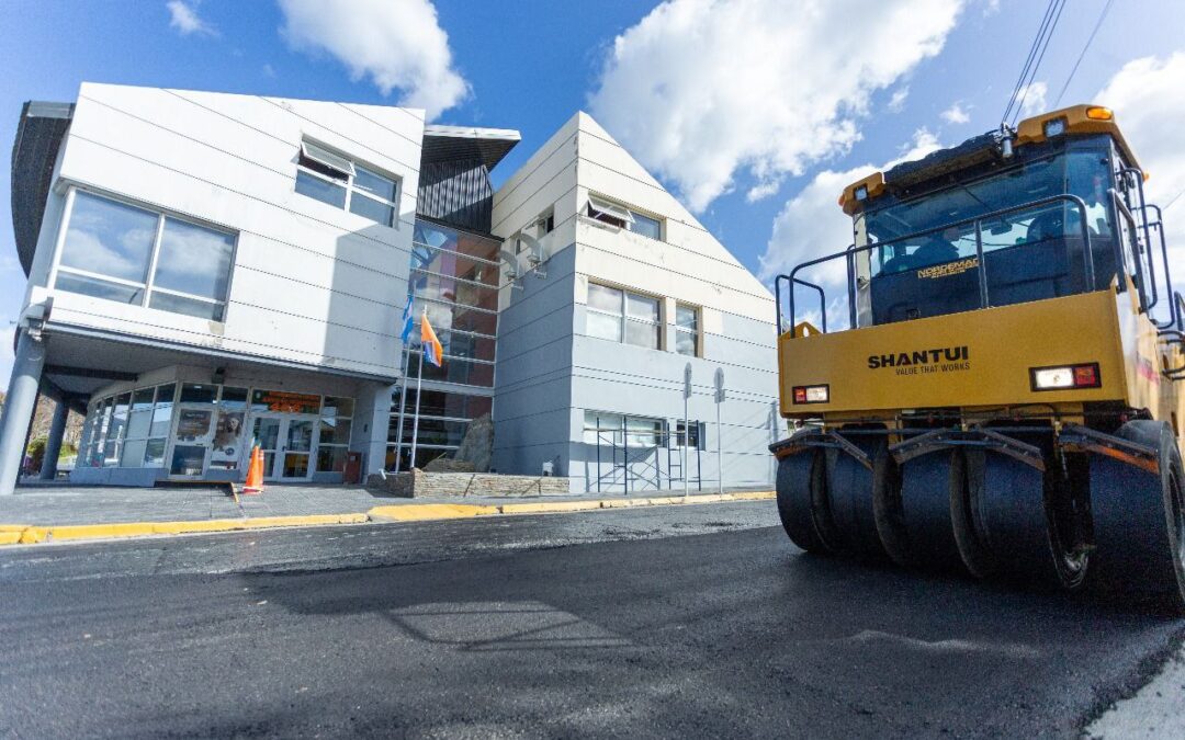 La Municipalidad de Ushuaia repavimentó la calle Arturo Coronado