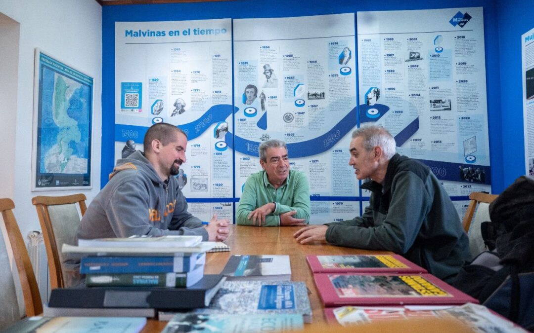 Turista donó cartas al museo Pensar Malvinas