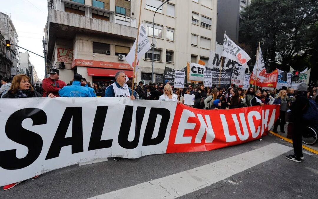Los trabajadores del Garrahan apuntan contra el Gobierno: “Encima de pagarte muy poco, tratan de ensuciarte”