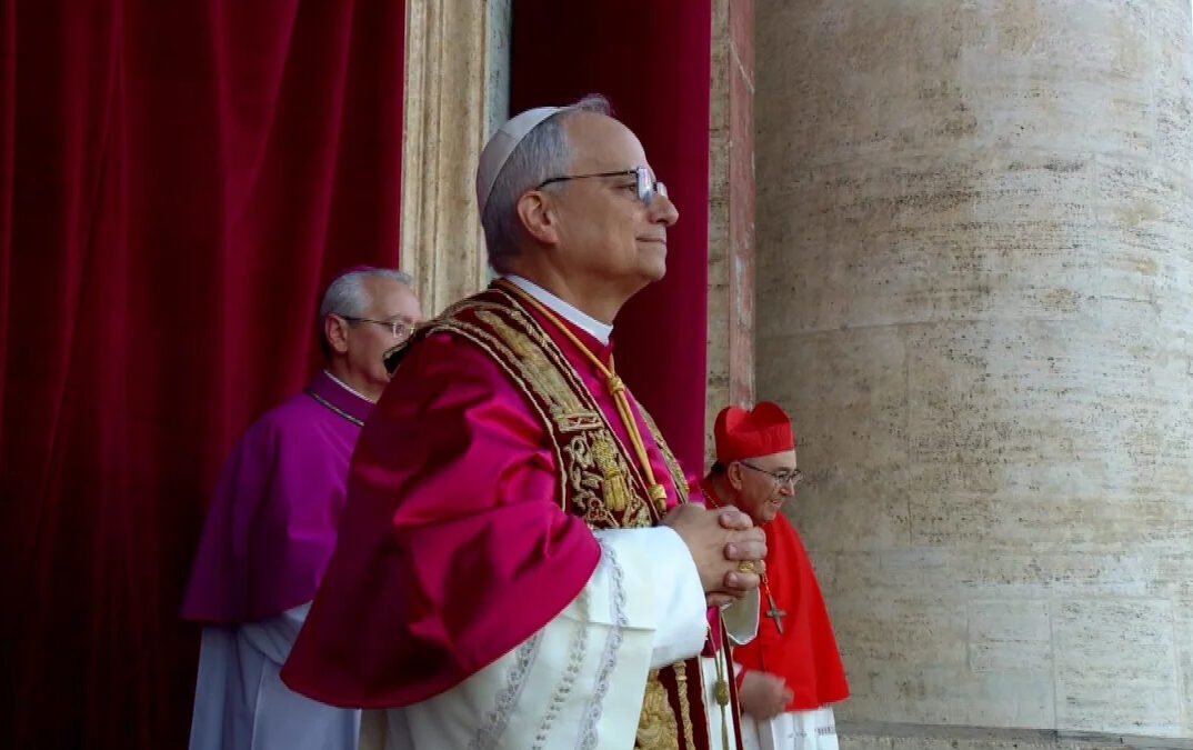 La oposición se unió para repudiar a Milei por reaccionar con un meme a la elección del Papa