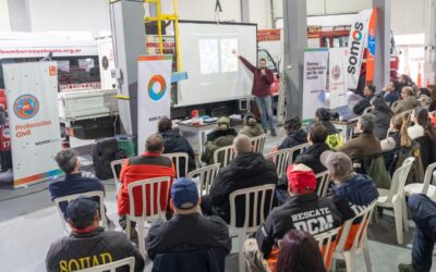 Brindaron conferencia preventiva sobre sismos a miembros del Comité de Emergencias