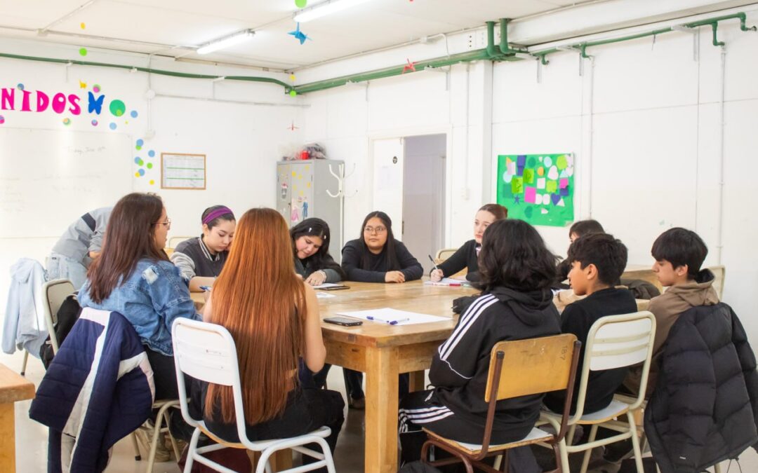 Juventudes fueguinas vivieron la instancia local del Parlamento Juvenil del Mercosur
