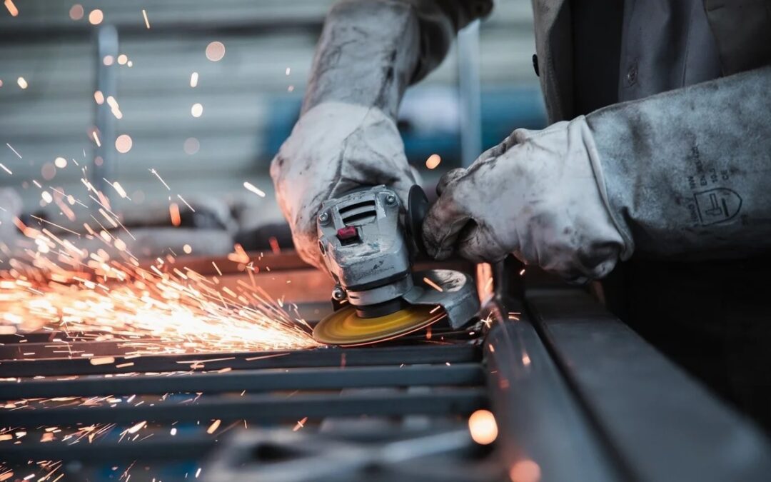 El Gobierno redujo aranceles a la importación de maquinarias y herramientas industriales