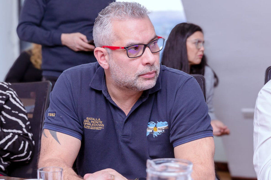 “No podemos aceptar injerencias extranjeras en asuntos soberanos”, sostuvo Lapadula