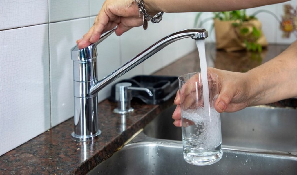 SERVICIOS BÁSICOS La Justicia ordena suspender por seis meses cortes de agua residenciales por falta de pago