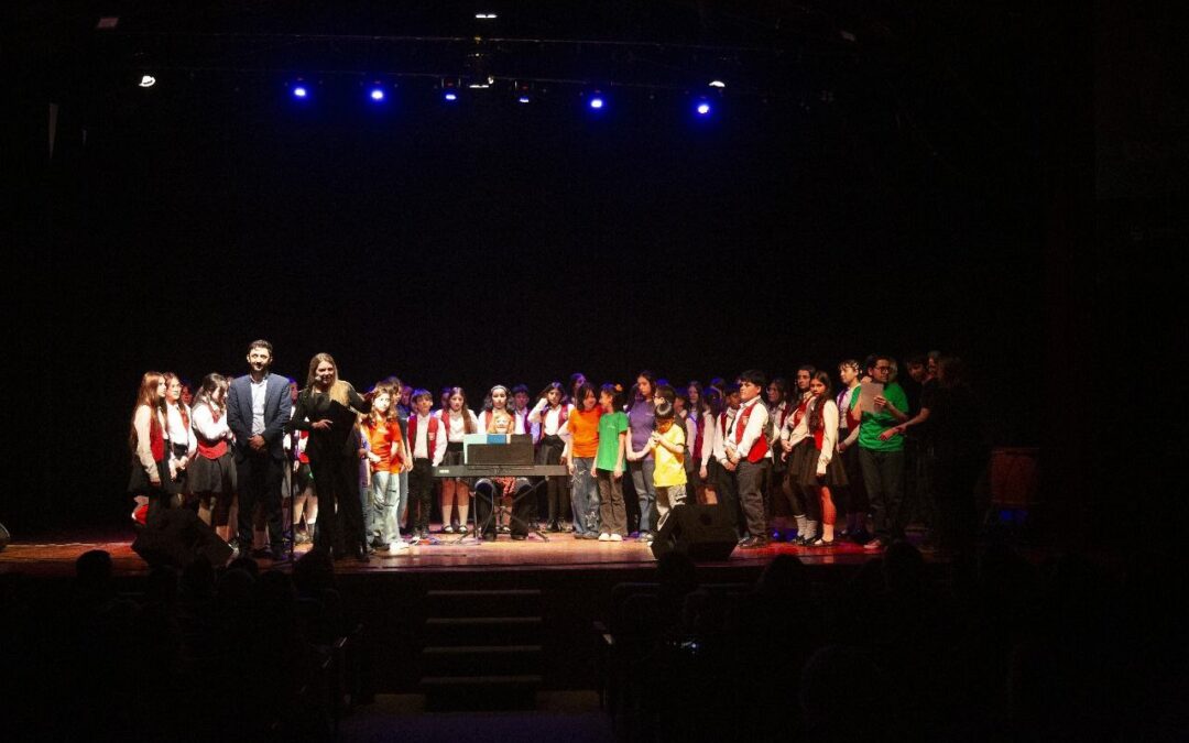 La Sala Niní Marshall recibió al Coro de Niños Cantores de Córdoba