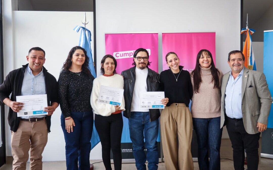 “Mujeres en Marcha”: Entregaron certificados en oficios no tradicionales