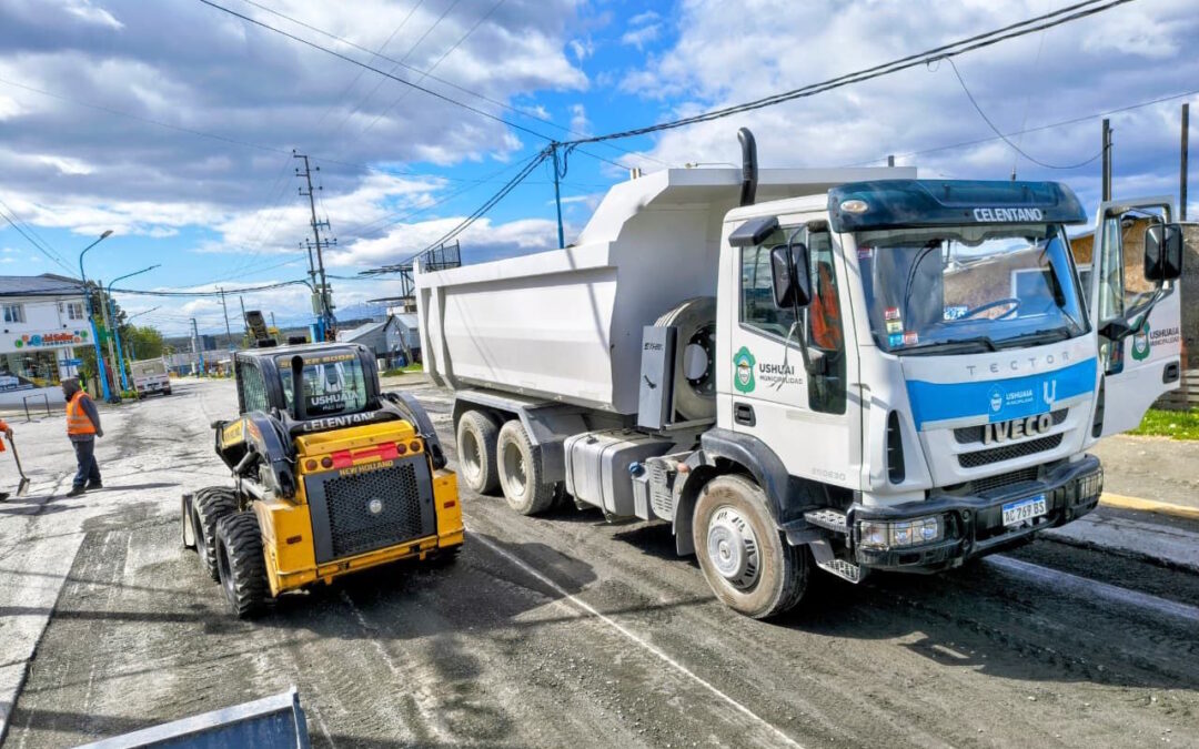 El Municipio avanza con tareas de repavimentación en el sector de las Seis Esquinas