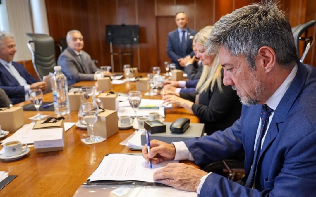 Muchnik asumió la presidencia del Foro Patagónico