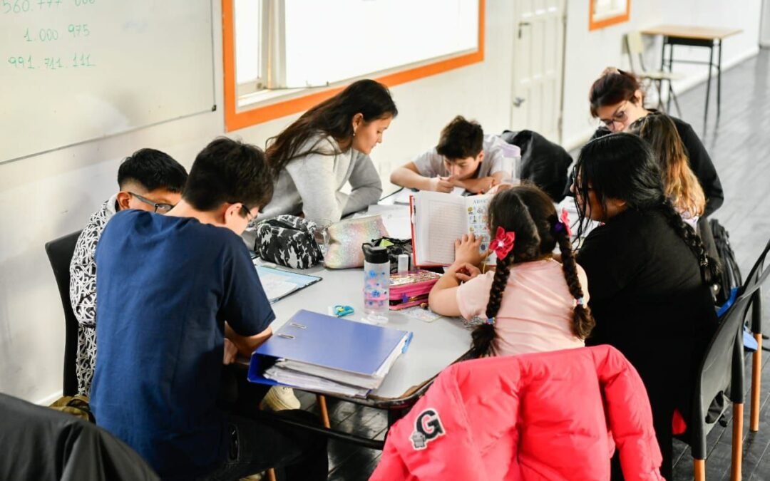 “Aprendo en mi Barrio” acompañó a más de 650 estudiantes durante 2025