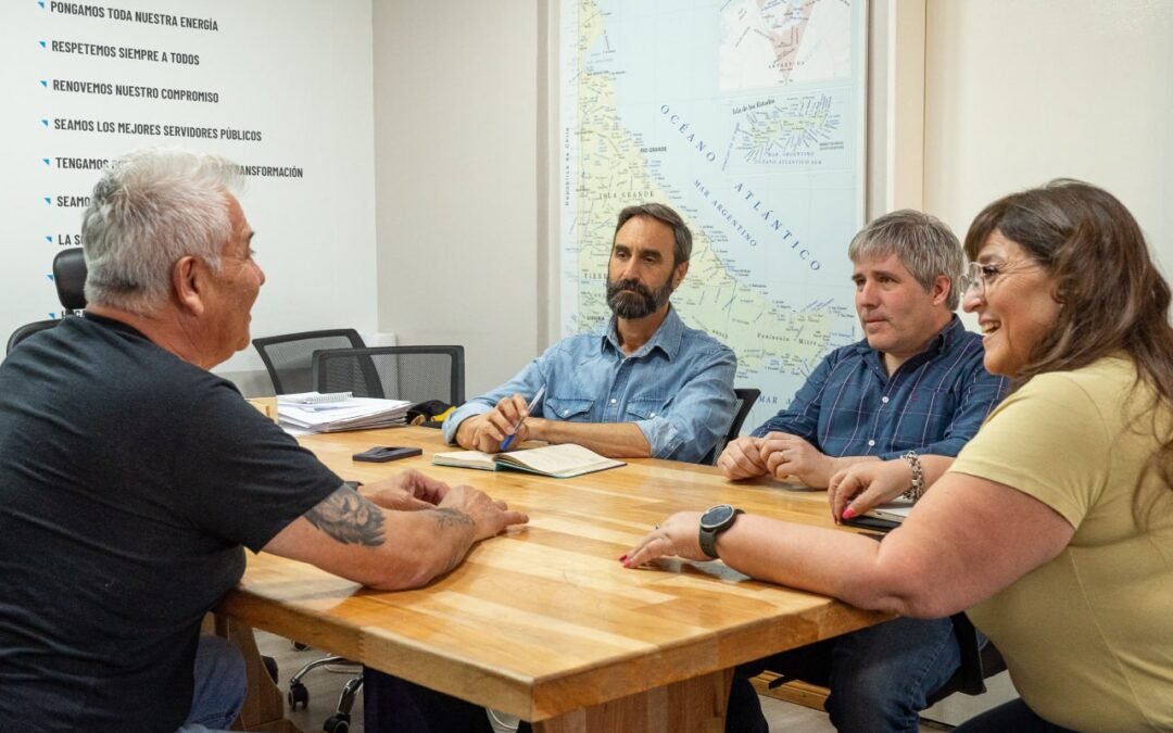 Referentes gremiales participaron de una reunión sobre el traspaso de yacimientos a Terra Ignis