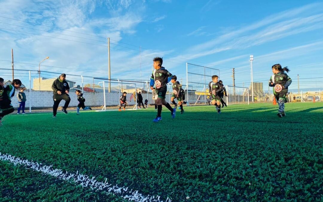 Gobierno lanza el programa “Fútbol de Barrio” para niñas y niños de Río Grande