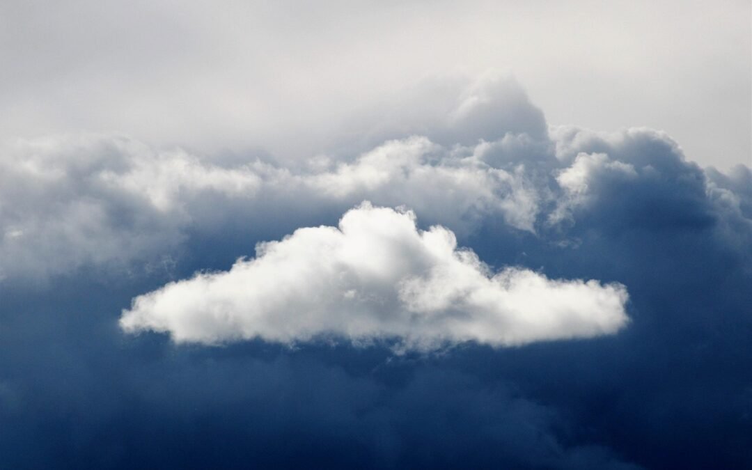 Emiten recomendaciones ante alerta de fuertes vientos y lluvias para este martes