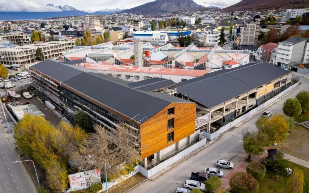 Crece la dependencia de argentinos en el sistema de salud pública