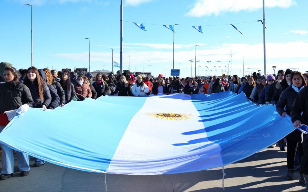Abren inscripciones para participar del desfile del 2 de abril en Río Grande
