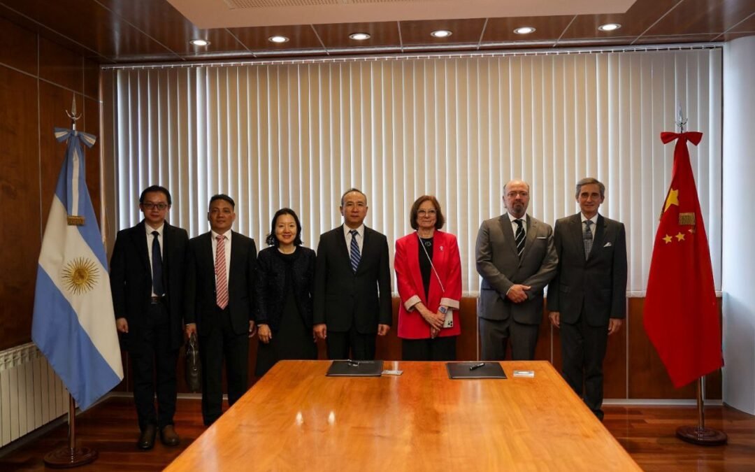 Relaciones institucionalesEl STJ recibió al embajador de China en Argentina