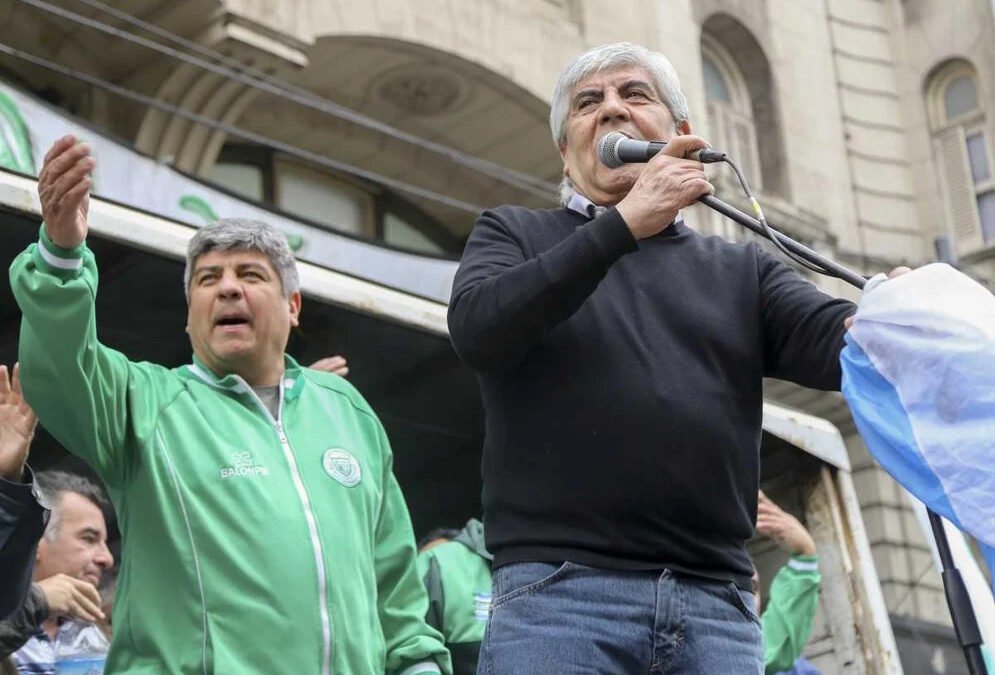 CAMIONEROSOcaña exige la intervención estatal por el “vaciamiento” de la obra social de Moyano