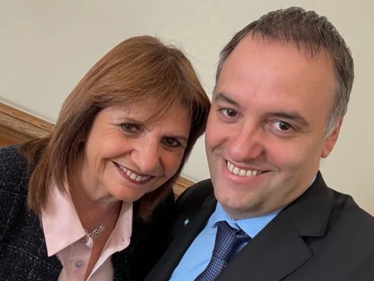 Patricia Bullrich, sobre el silencio de Adorni: “Quizás no tiene el cuero tan duro como yo”