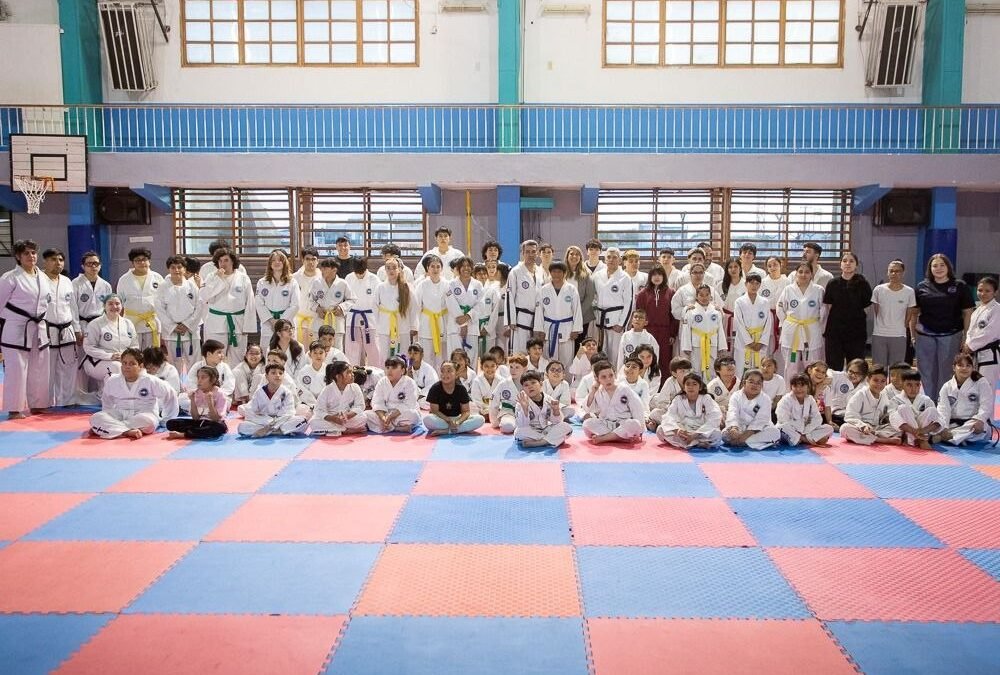 La Escuela de Taekwondo de los centros comunitarios festejó su 10º aniversario