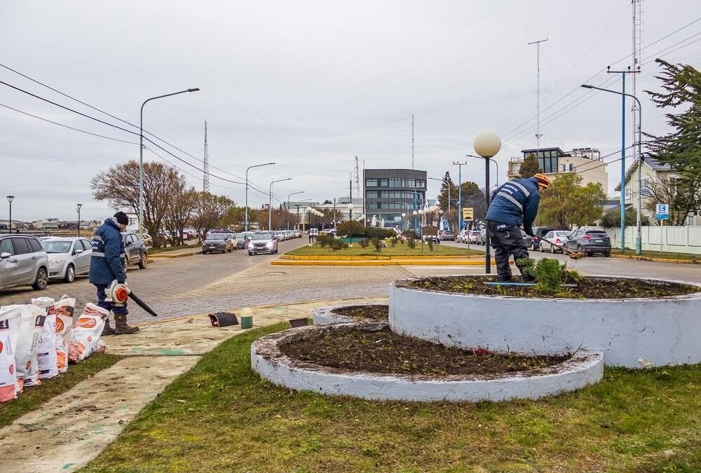 Río Grande refuerza las tareas de limpieza y mantenimiento en los barrios