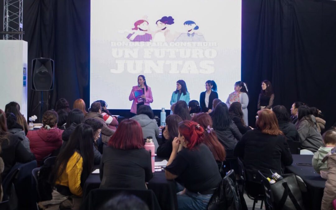Río Grande: Más de 60 mujeres participaron de la 1º ronda de “Construir futuro juntas”