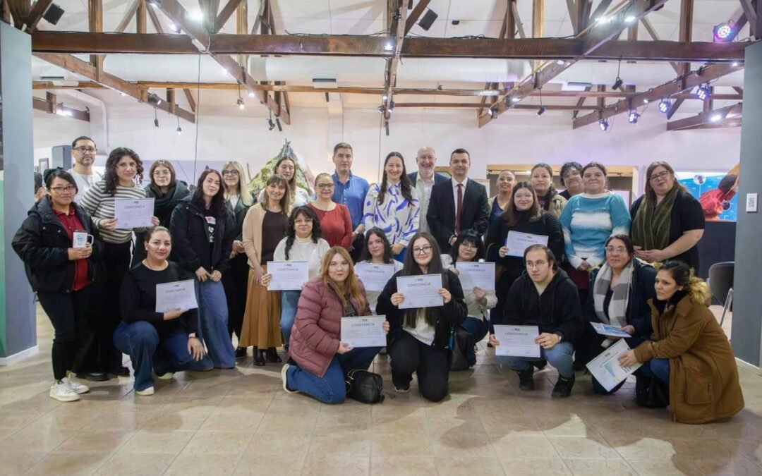 Río Grande acompañó la formación de estudiantes del CENT Nº 35
