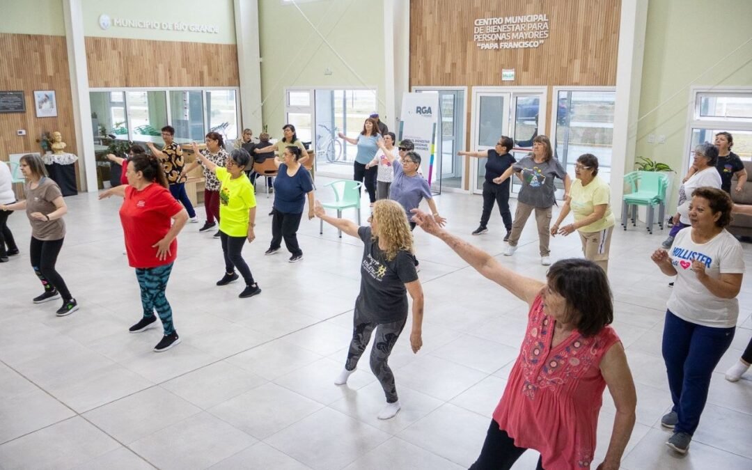 Río Grande reúne 500 personas mayores por semana
